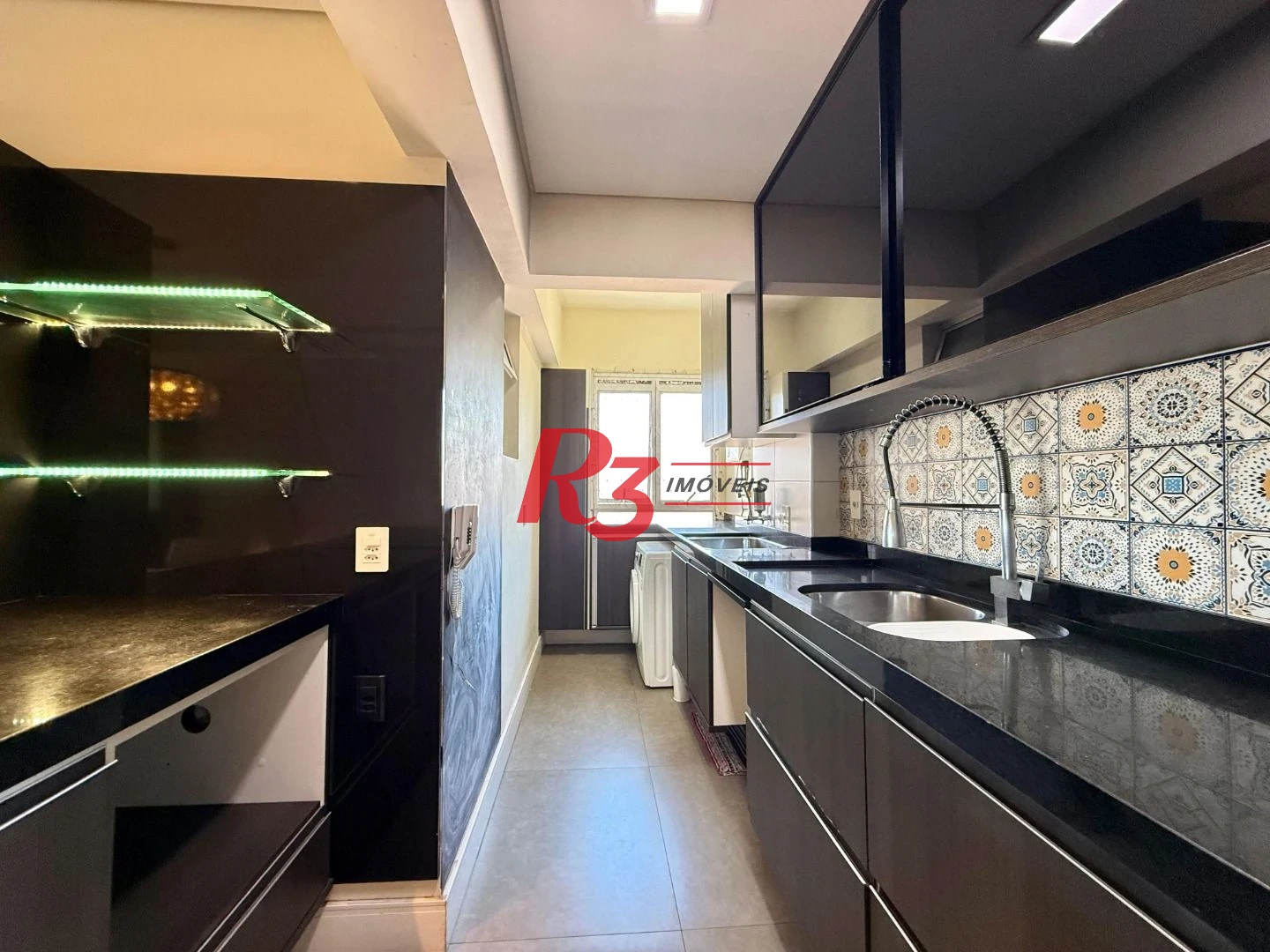 Apartamento para alugar, 86 m² por R$ 6.500,00/mês - Macuco - Santos/SP