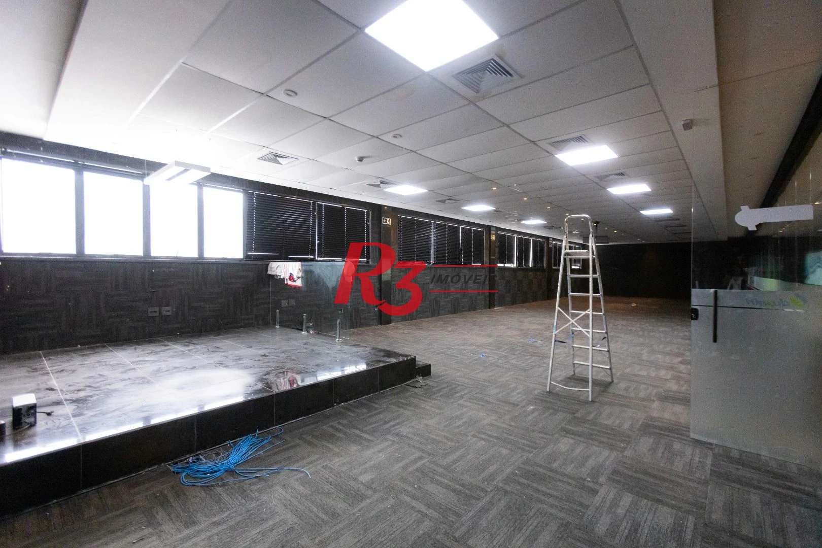 Prédio para alugar, 2460 m² por R$ 94.020,01/mês - Vila Belmiro - Santos/SP