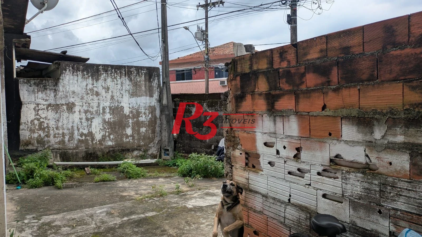 Casa com 3 dormitórios à venda, 110 m² por R$ 300.000,00 - Rádio Club - Santos/SP