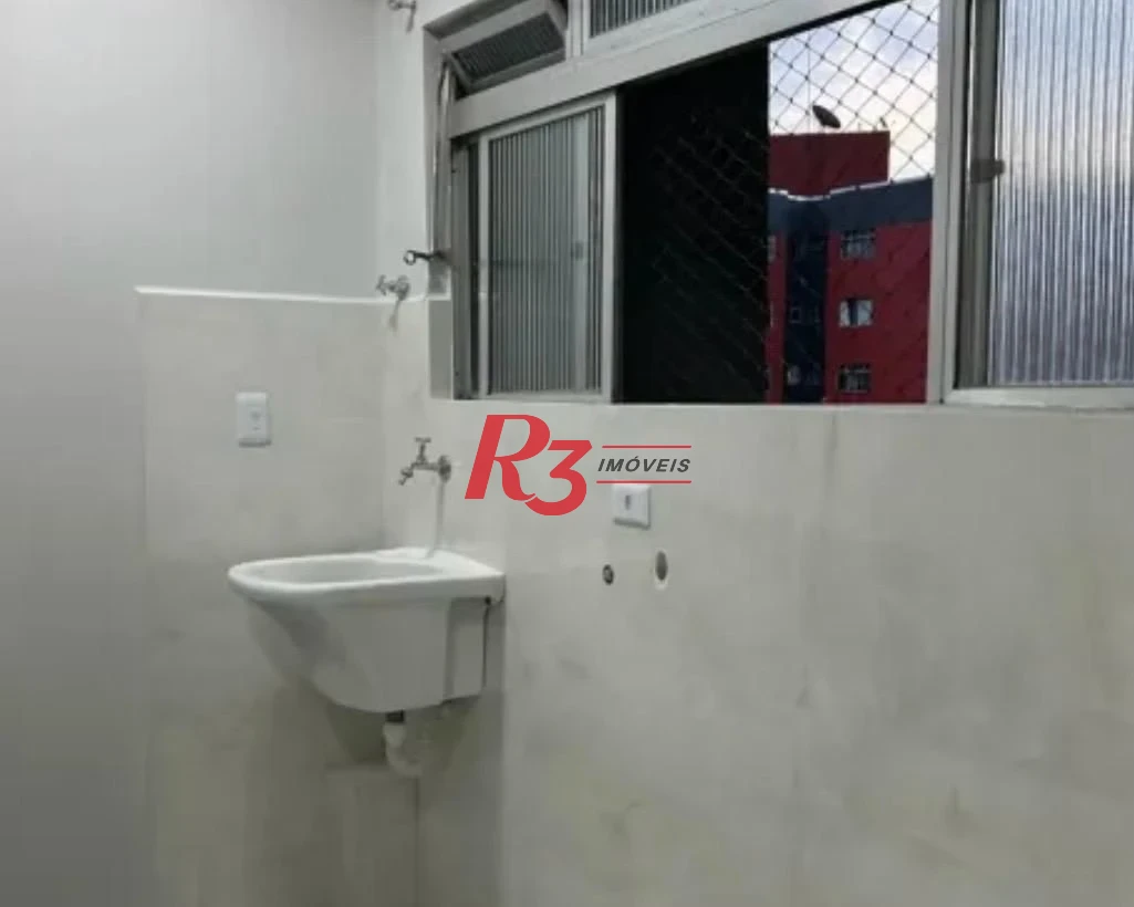 Apartamento com 2 dormitórios à venda, 74 m² por R$ 310.000,00 - Saboó - Santos/SP