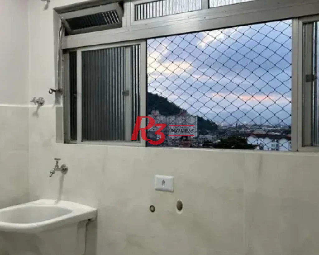 Apartamento com 2 dormitórios à venda, 74 m² por R$ 310.000,00 - Saboó - Santos/SP