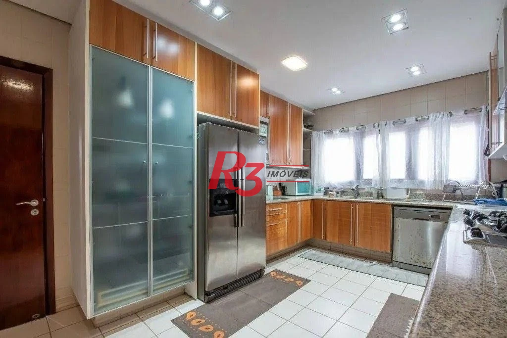 Casa com 4 dormitórios à venda, 617 m² por R$ 10.000.000,00 - Marapé - Santos/SP