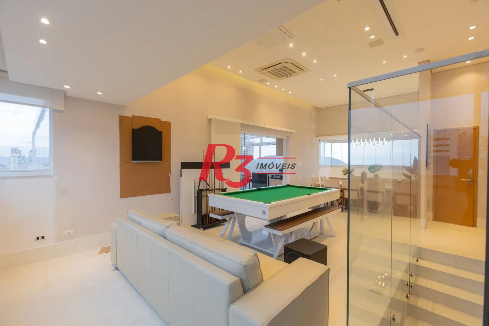 Cobertura com 3 dormitórios, 350 m² - venda por R$ 5.500.000,00 ou aluguel por R$ 42.050,00/mês - Gonzaga - Santos/SP