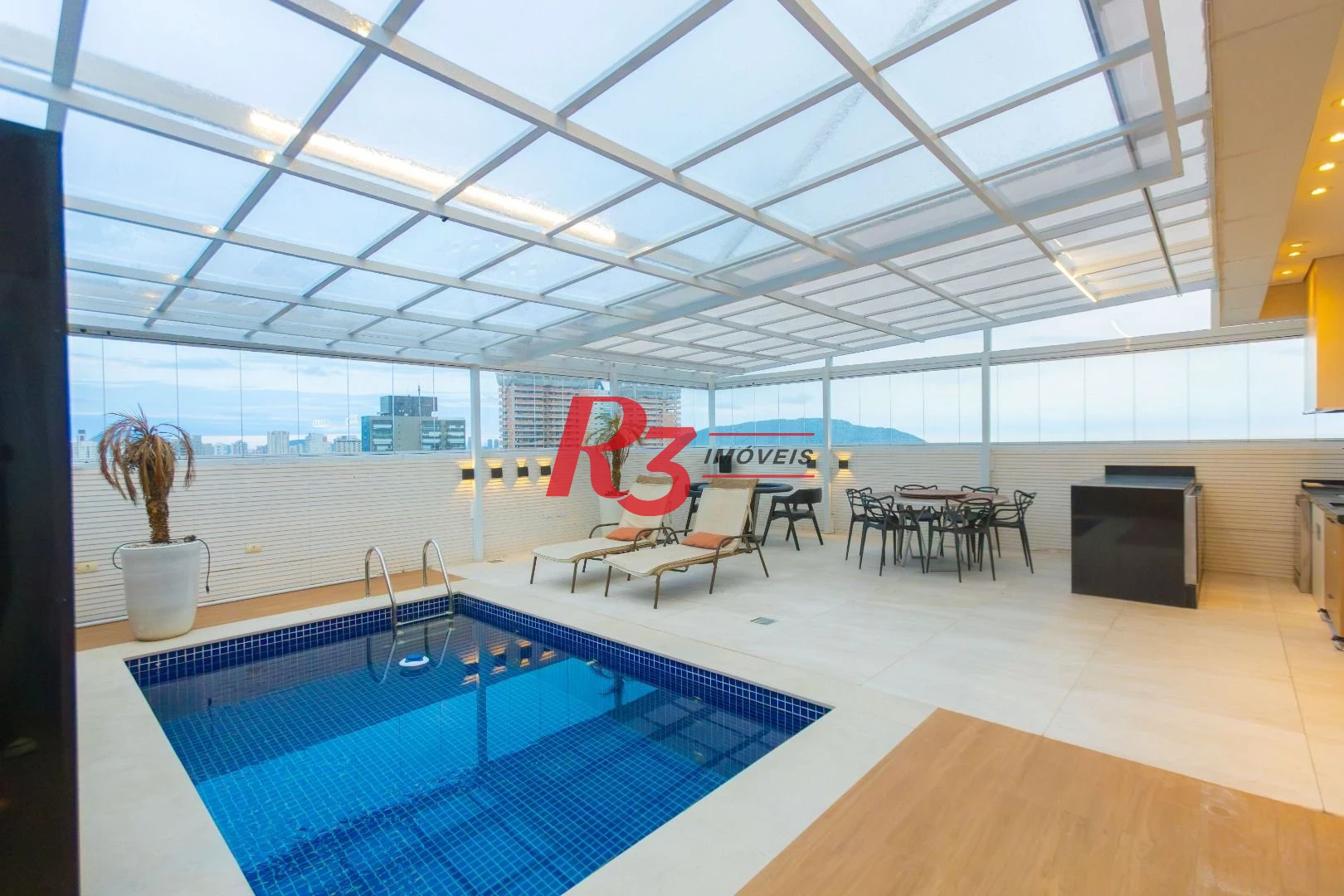 Cobertura com 3 dormitórios, 350 m² - venda por R$ 5.500.000,00 ou aluguel por R$ 42.050,00/mês - Gonzaga - Santos/SP