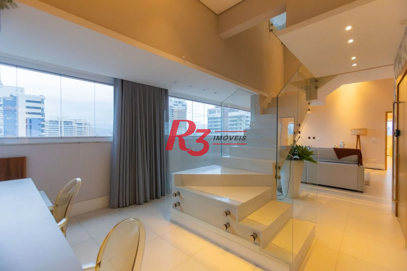 Cobertura com 3 dormitórios, 350 m² - venda por R$ 5.500.000,00 ou aluguel por R$ 42.050,00/mês - Gonzaga - Santos/SP