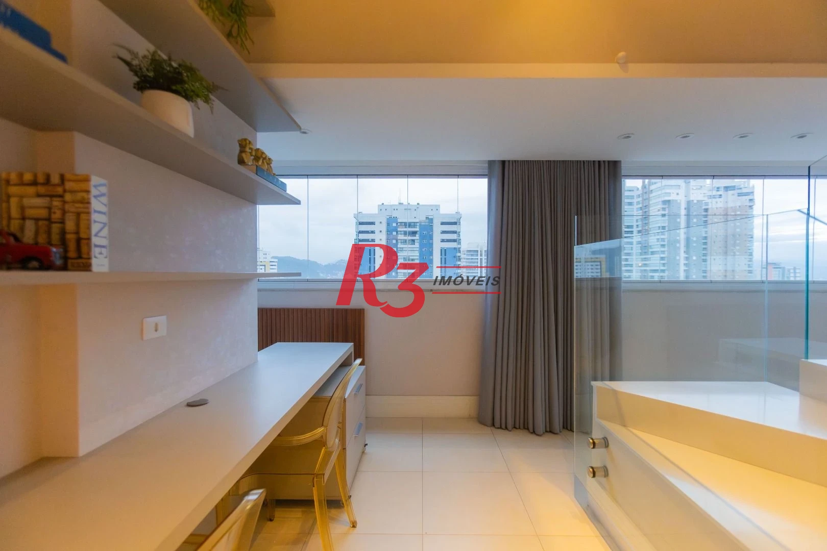 Cobertura com 3 dormitórios, 350 m² - venda por R$ 5.500.000,00 ou aluguel por R$ 42.050,00/mês - Gonzaga - Santos/SP