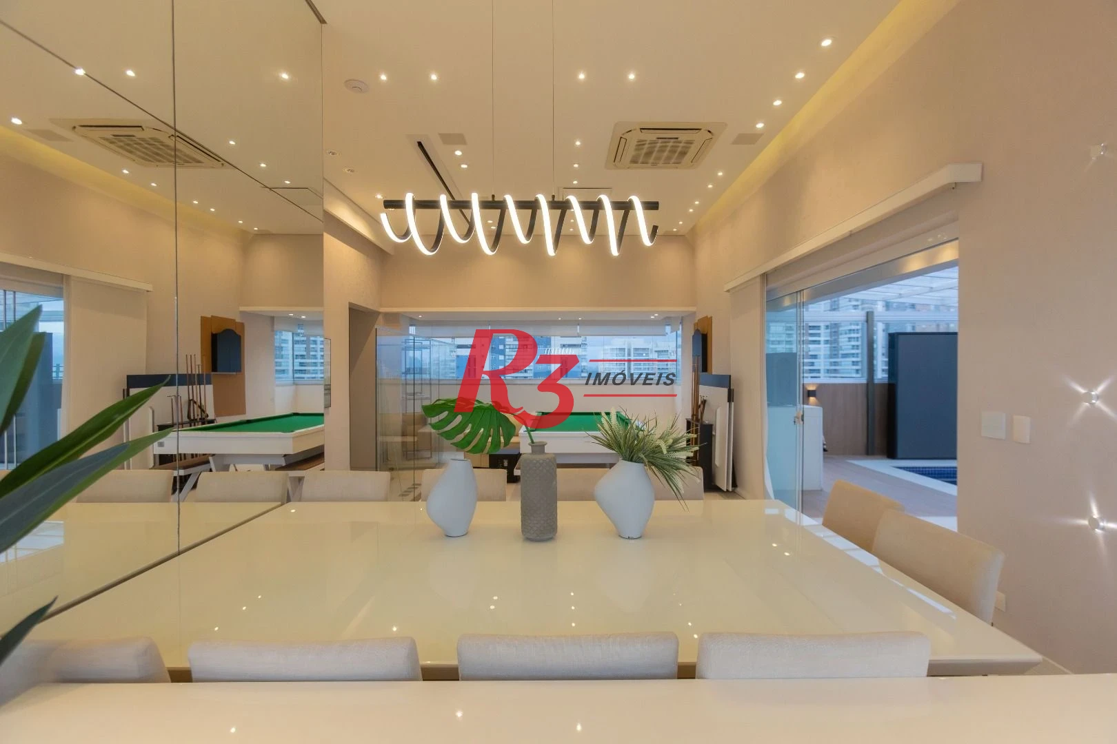 Cobertura com 3 dormitórios, 350 m² - venda por R$ 5.500.000,00 ou aluguel por R$ 42.050,00/mês - Gonzaga - Santos/SP