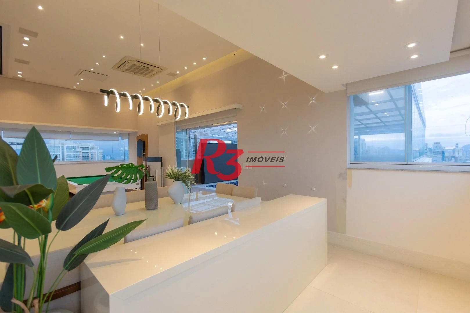 Cobertura com 3 dormitórios, 350 m² - venda por R$ 5.500.000,00 ou aluguel por R$ 42.050,00/mês - Gonzaga - Santos/SP
