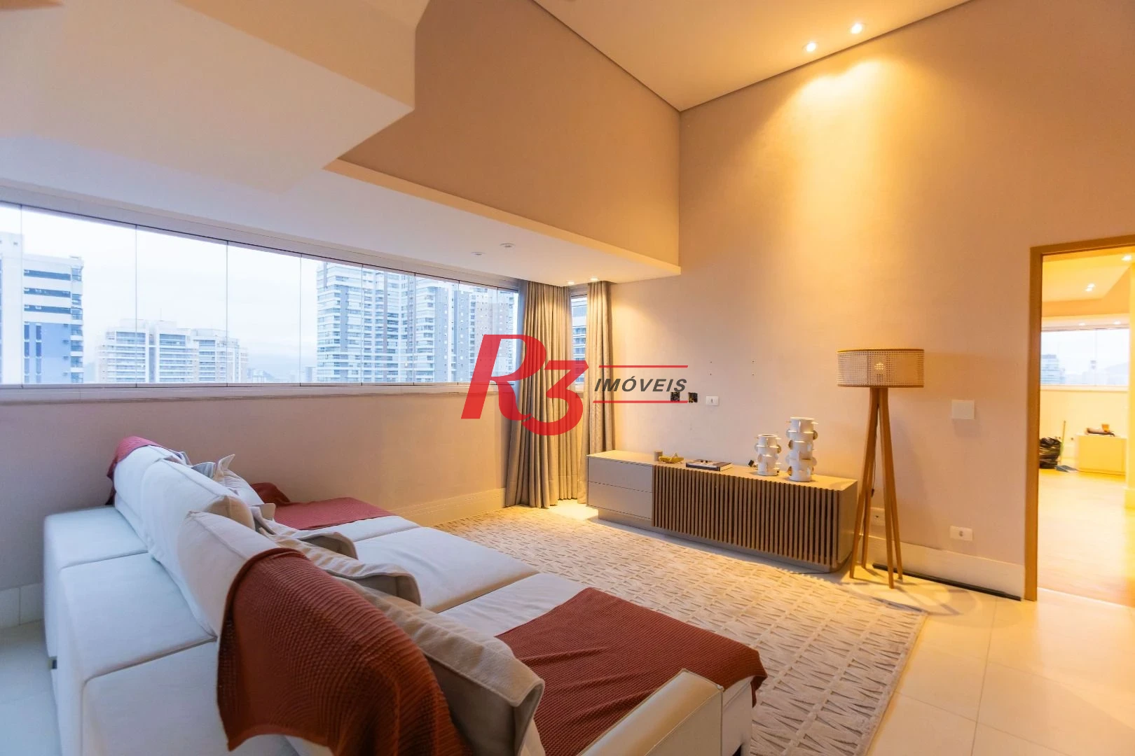 Cobertura com 3 dormitórios, 350 m² - venda por R$ 5.500.000,00 ou aluguel por R$ 42.050,00/mês - Gonzaga - Santos/SP