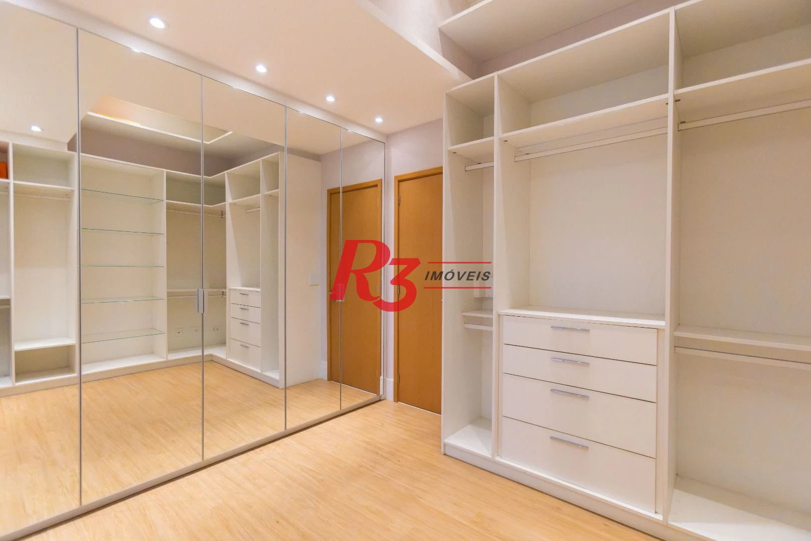 Cobertura com 3 dormitórios, 350 m² - venda por R$ 5.500.000,00 ou aluguel por R$ 42.050,00/mês - Gonzaga - Santos/SP