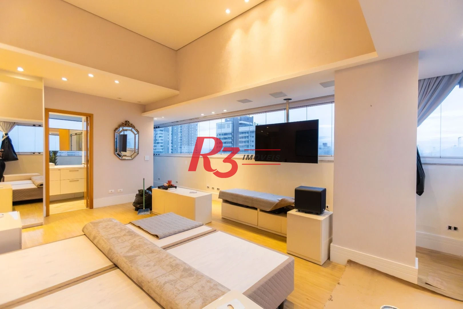 Cobertura com 3 dormitórios, 350 m² - venda por R$ 5.500.000,00 ou aluguel por R$ 42.050,00/mês - Gonzaga - Santos/SP