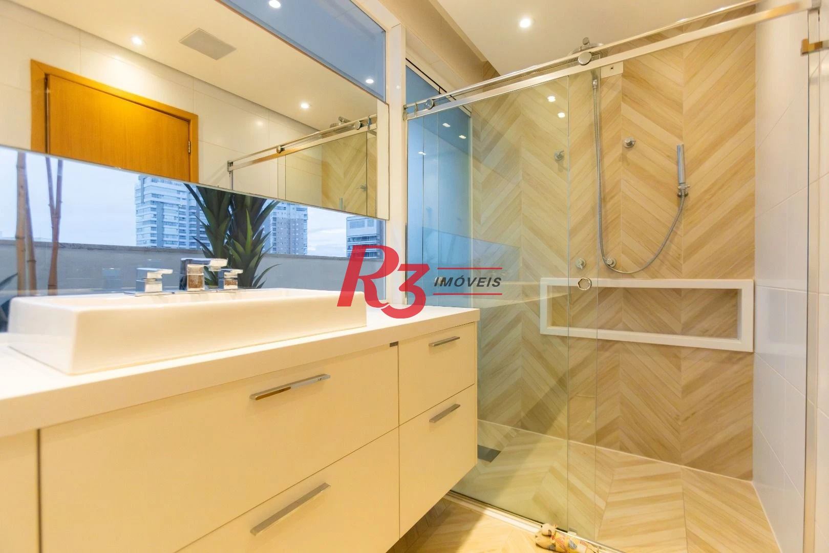 Cobertura com 3 dormitórios, 350 m² - venda por R$ 5.500.000,00 ou aluguel por R$ 42.050,00/mês - Gonzaga - Santos/SP