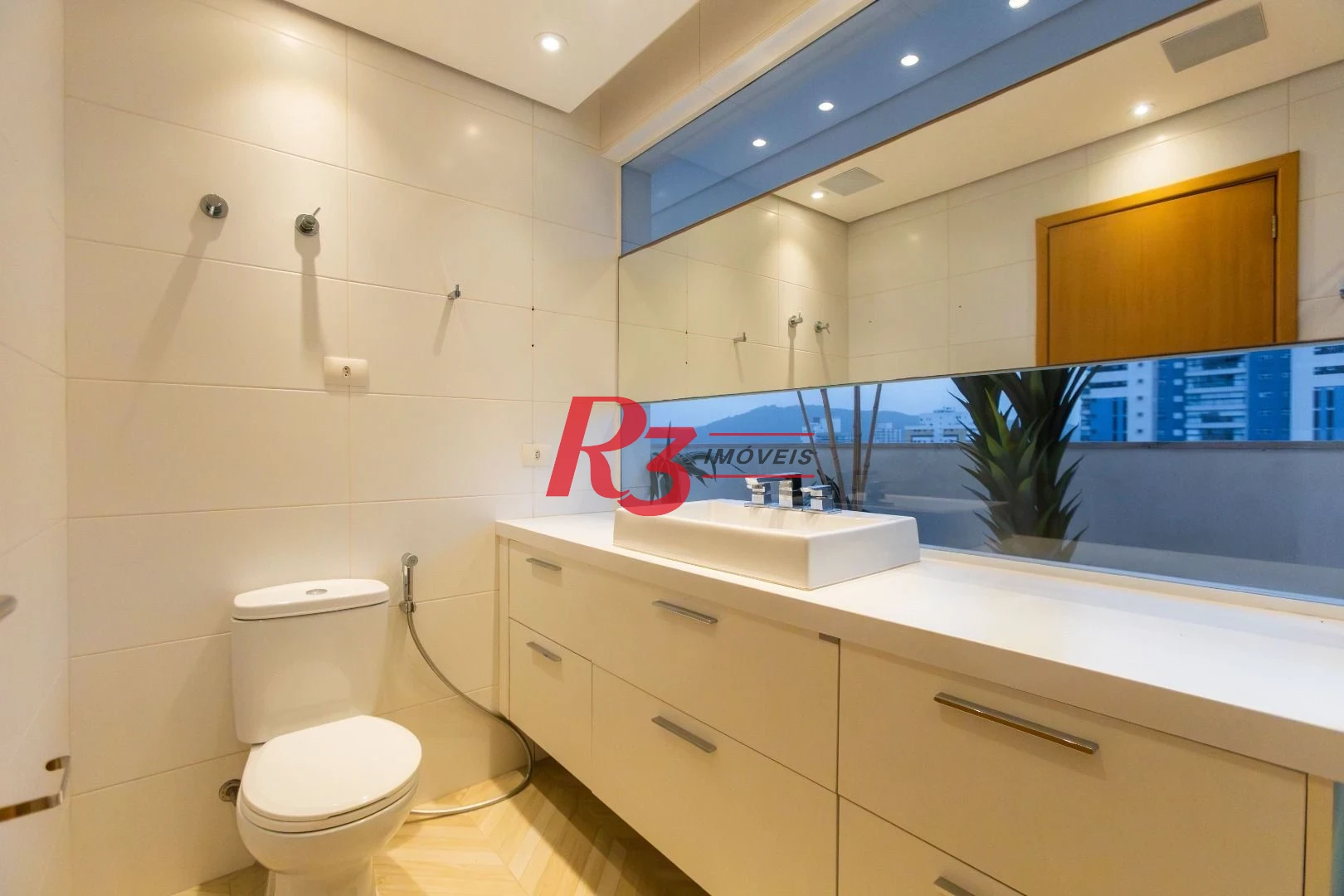 Cobertura com 3 dormitórios, 350 m² - venda por R$ 5.500.000,00 ou aluguel por R$ 42.050,00/mês - Gonzaga - Santos/SP