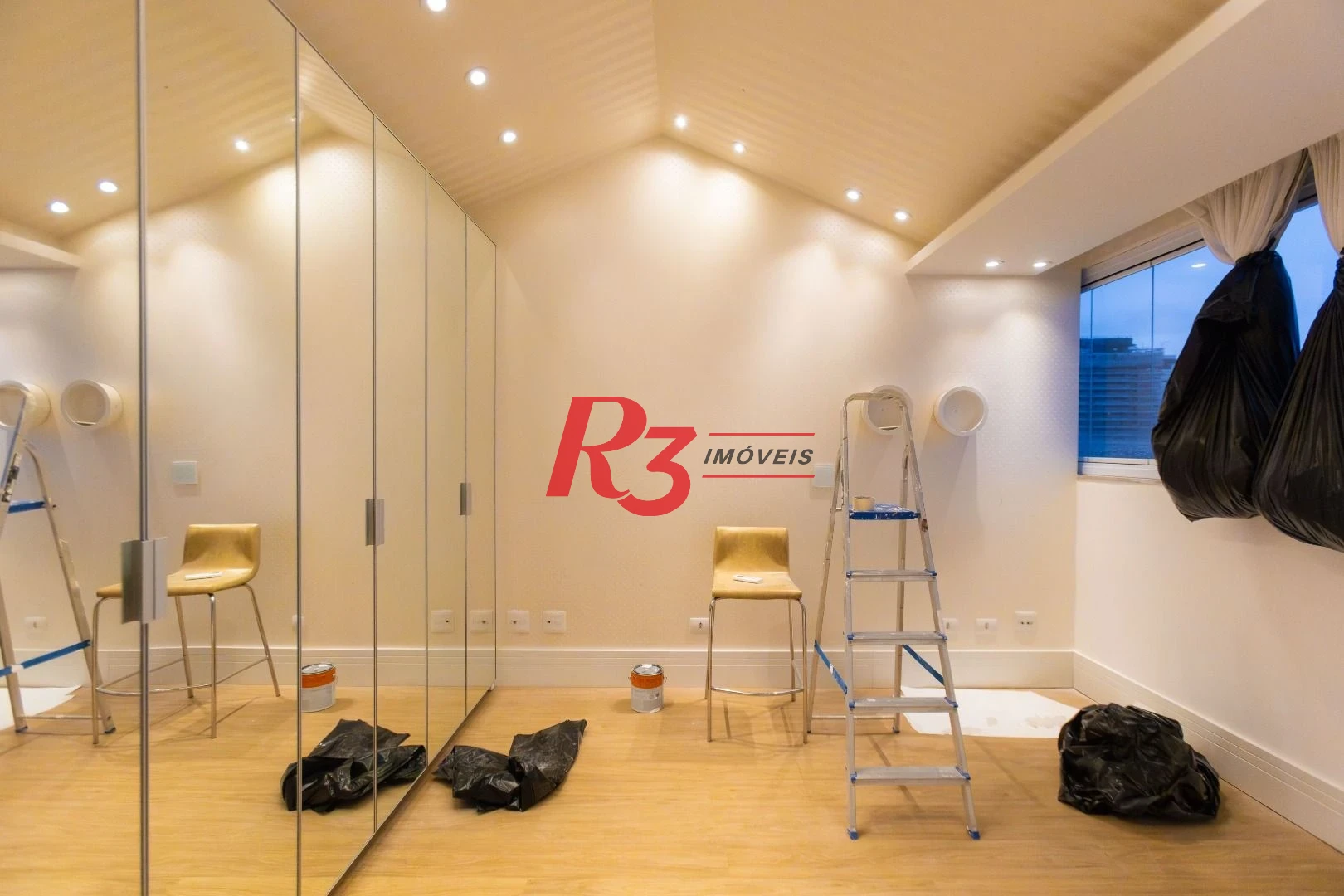 Cobertura com 3 dormitórios, 350 m² - venda por R$ 5.500.000,00 ou aluguel por R$ 42.050,00/mês - Gonzaga - Santos/SP
