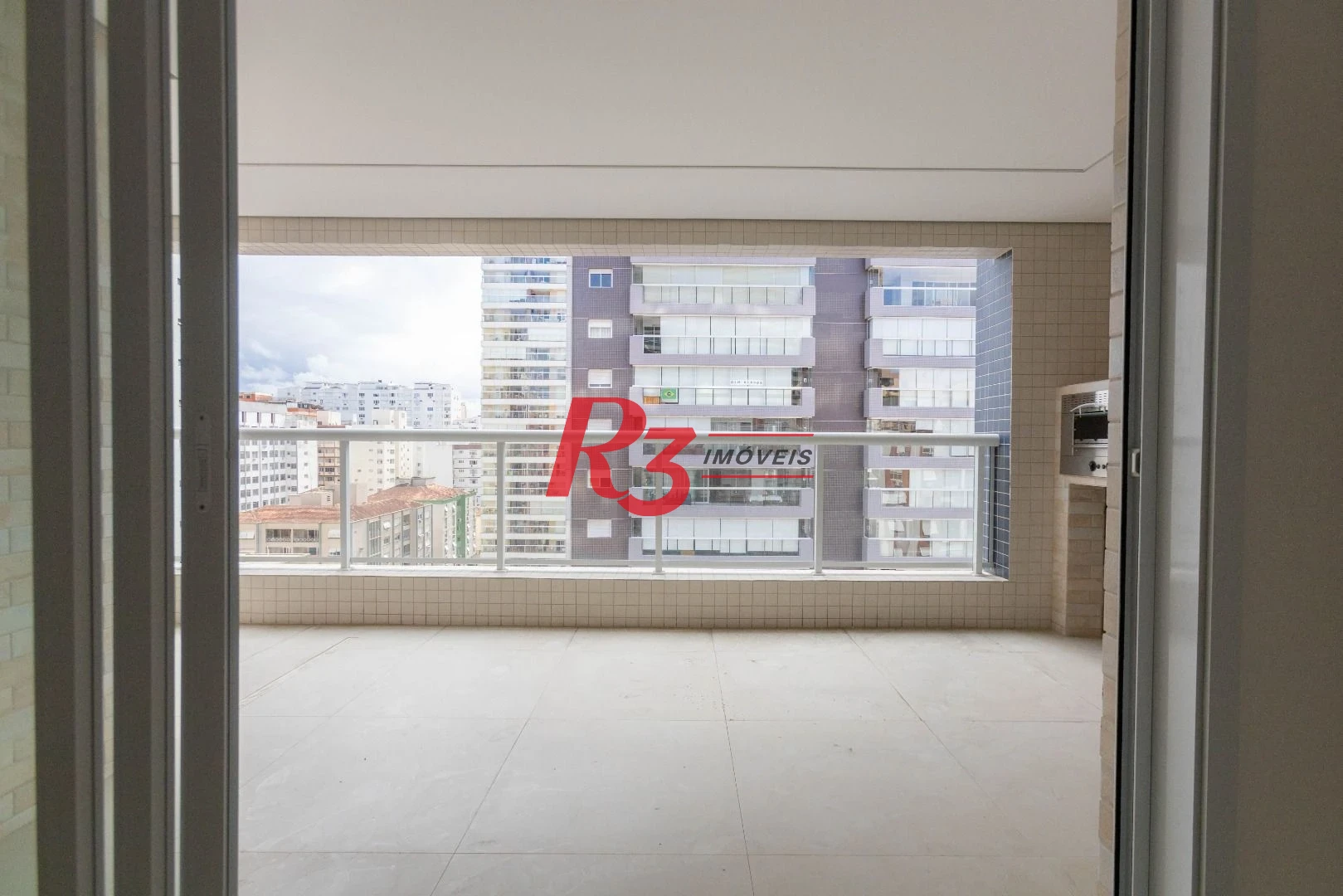 Apartamento com 3 dormitórios à venda, 116 m² por R$ 2.200.000,00 - Embaré - Santos/SP