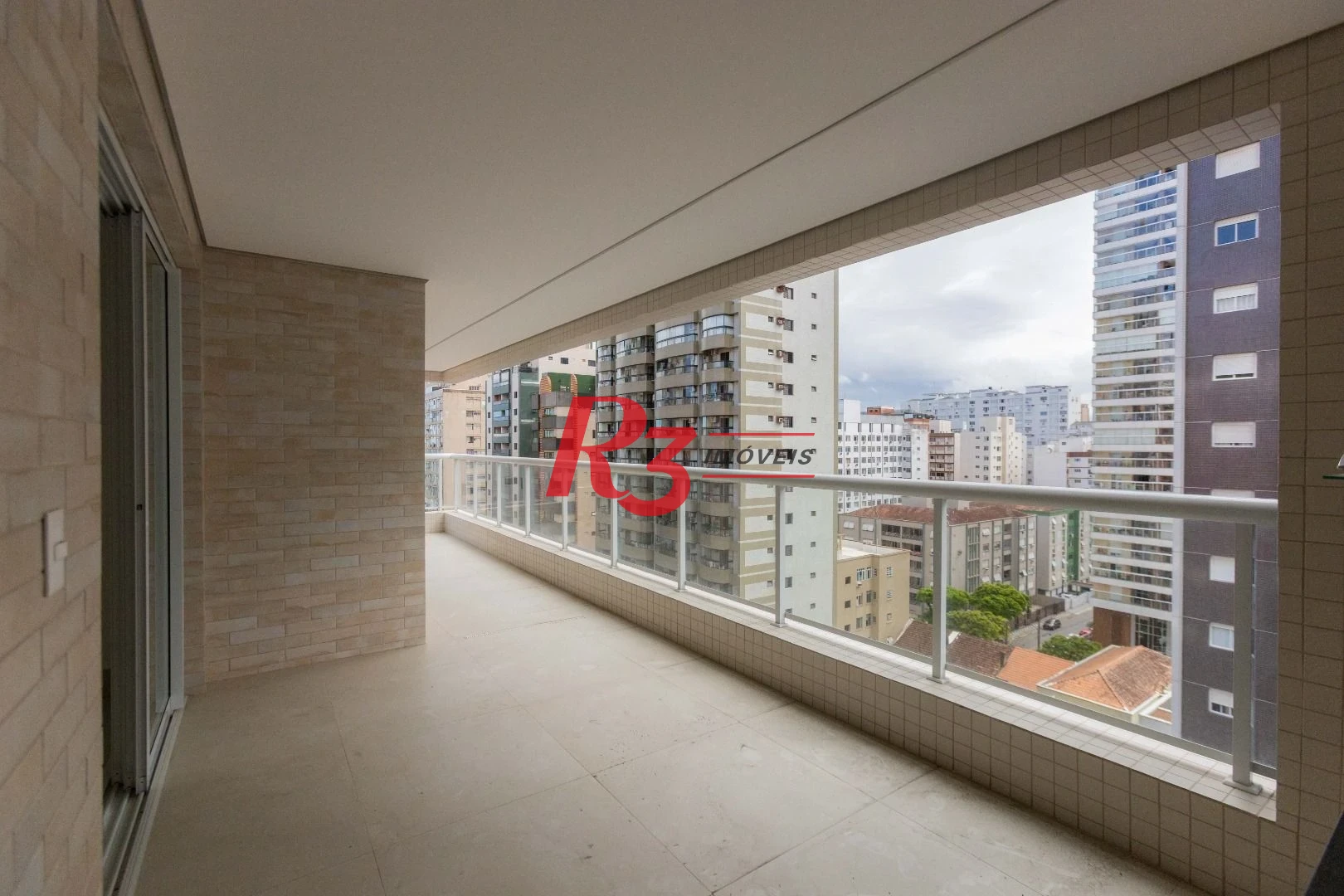 Apartamento com 3 dormitórios à venda, 116 m² por R$ 2.200.000,00 - Embaré - Santos/SP