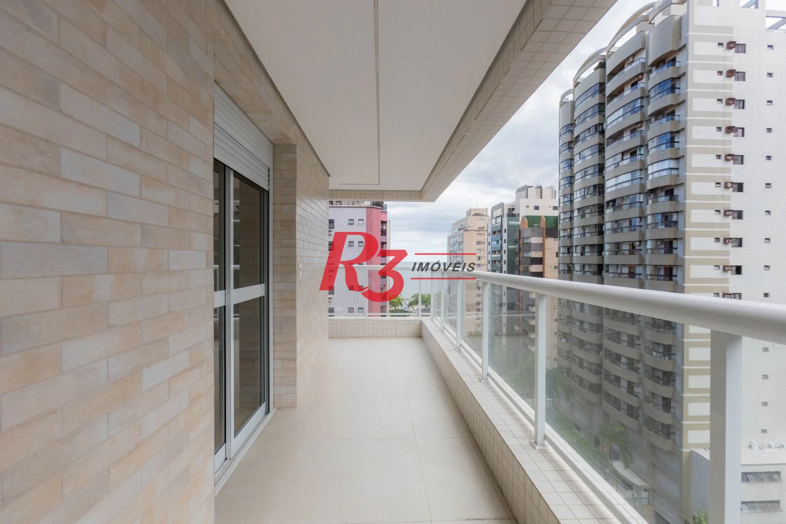 Apartamento com 3 dormitórios à venda, 116 m² por R$ 2.200.000,00 - Embaré - Santos/SP