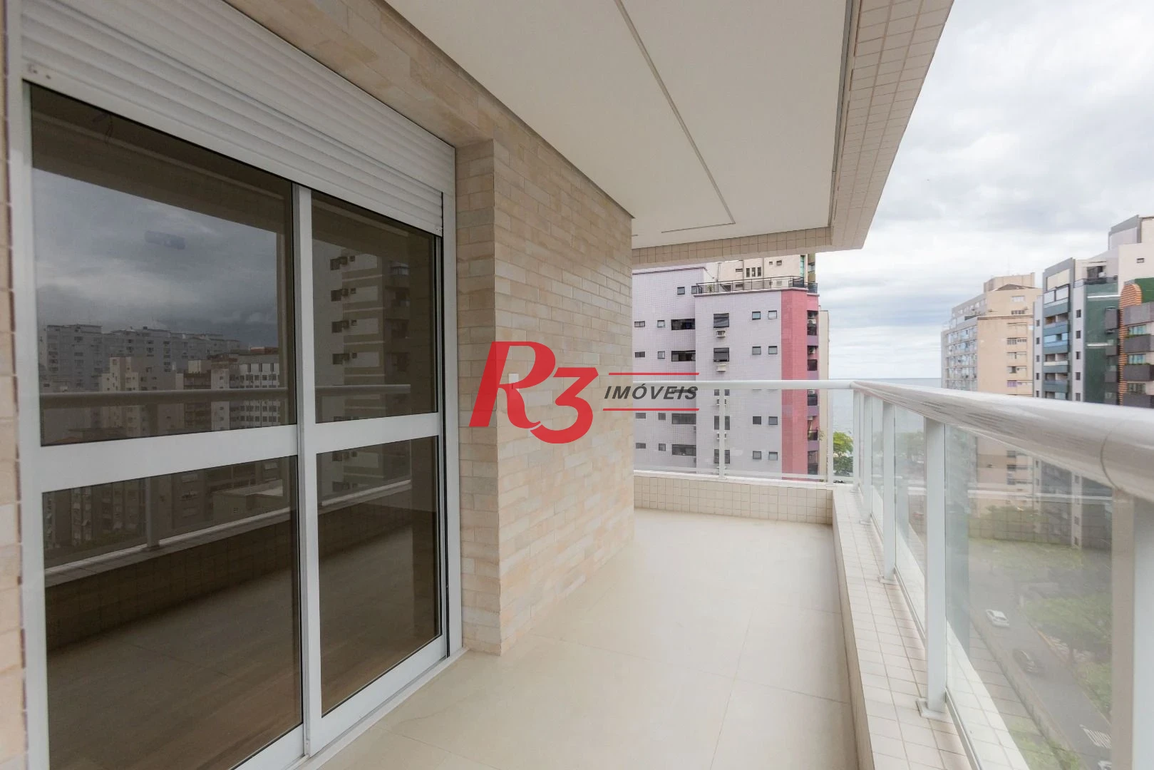 Apartamento com 3 dormitórios à venda, 116 m² por R$ 2.200.000,00 - Embaré - Santos/SP