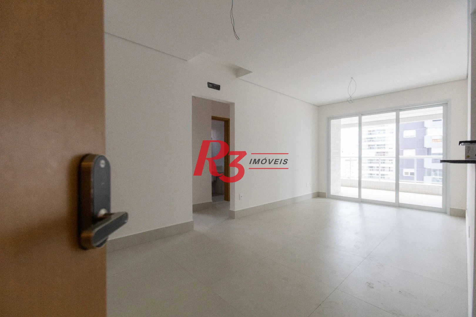 Apartamento com 3 dormitórios à venda, 116 m² por R$ 2.200.000,00 - Embaré - Santos/SP
