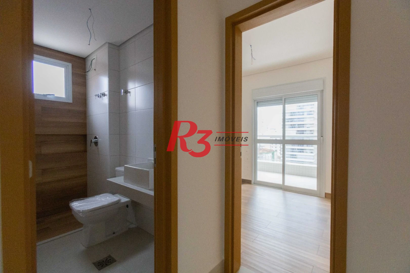 Apartamento com 3 dormitórios à venda, 116 m² por R$ 2.200.000,00 - Embaré - Santos/SP
