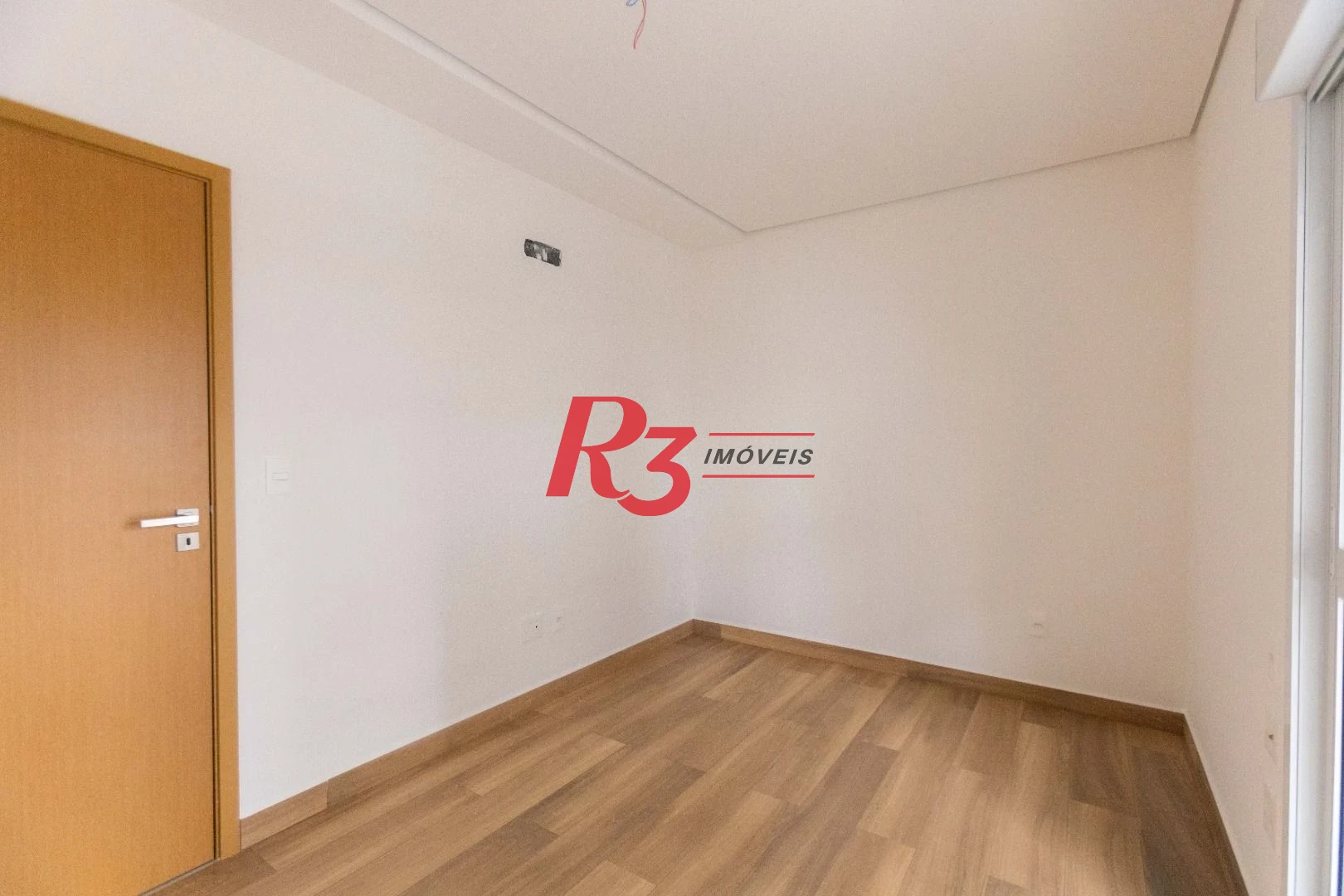 Apartamento com 3 dormitórios à venda, 116 m² por R$ 2.200.000,00 - Embaré - Santos/SP