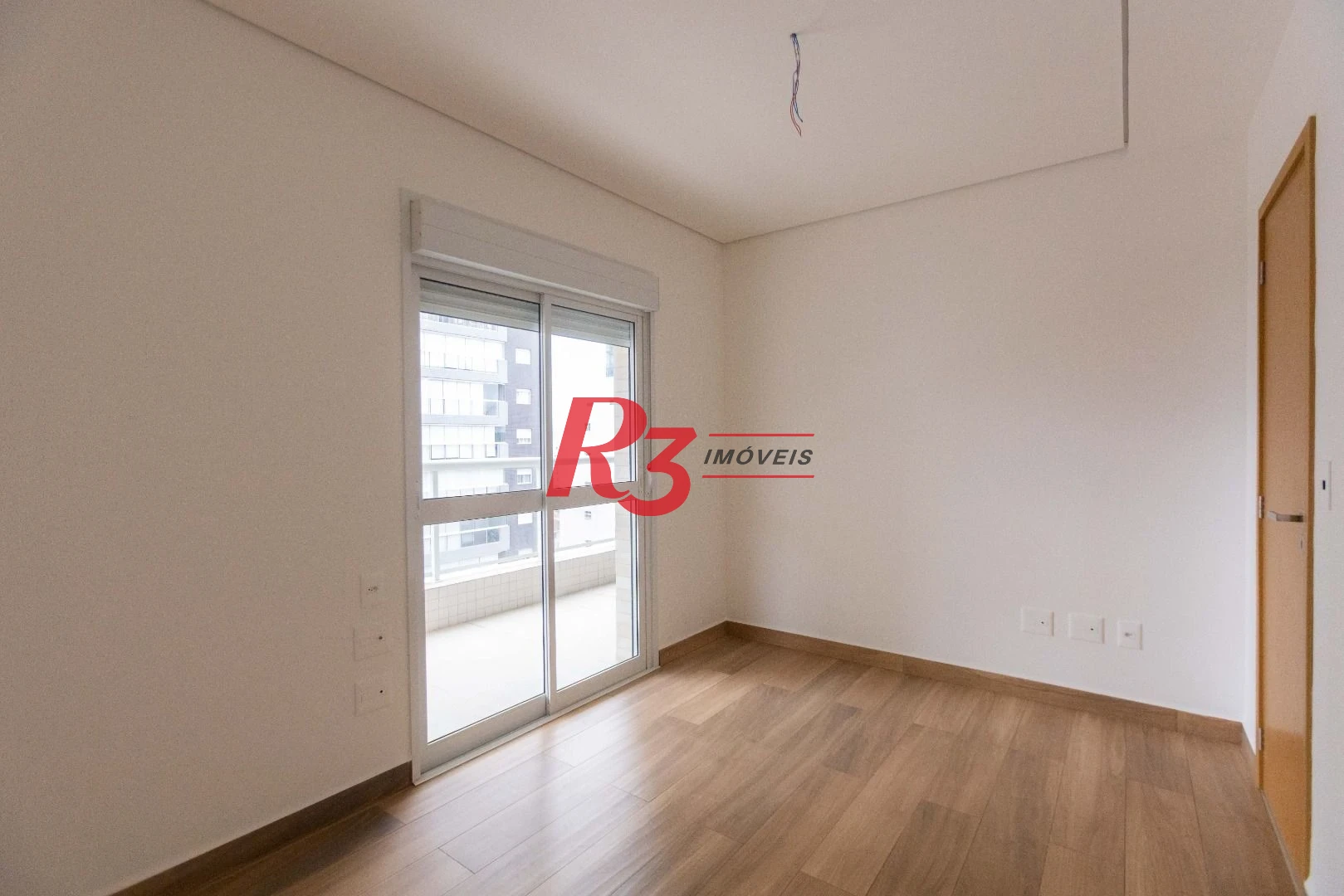 Apartamento com 3 dormitórios à venda, 116 m² por R$ 2.200.000,00 - Embaré - Santos/SP