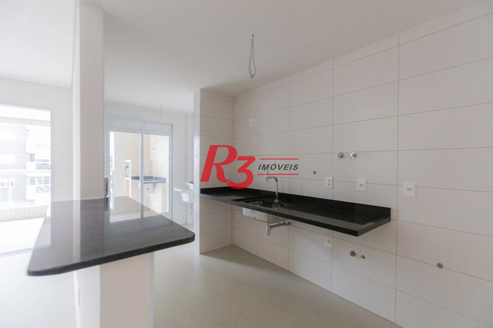 Apartamento com 3 dormitórios à venda, 116 m² por R$ 2.200.000,00 - Embaré - Santos/SP