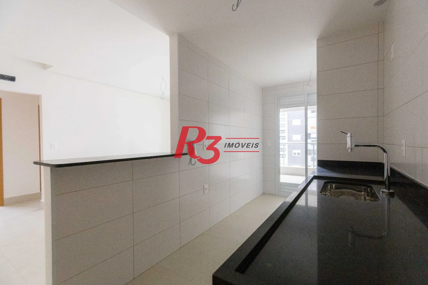 Apartamento com 3 dormitórios à venda, 116 m² por R$ 2.200.000,00 - Embaré - Santos/SP
