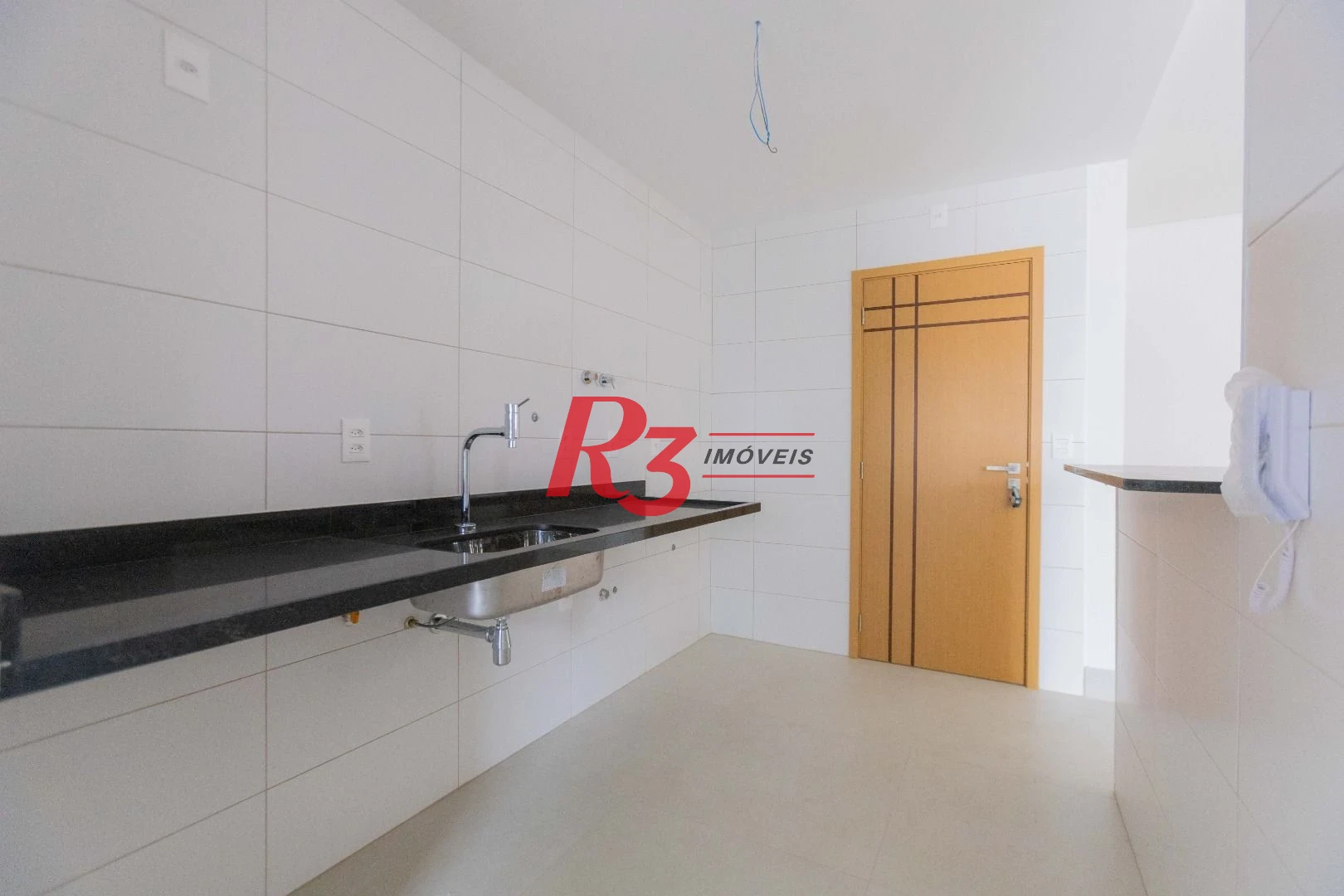 Apartamento com 3 dormitórios à venda, 116 m² por R$ 2.200.000,00 - Embaré - Santos/SP