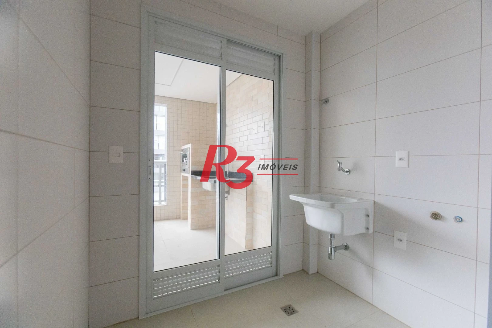 Apartamento com 3 dormitórios à venda, 116 m² por R$ 2.200.000,00 - Embaré - Santos/SP