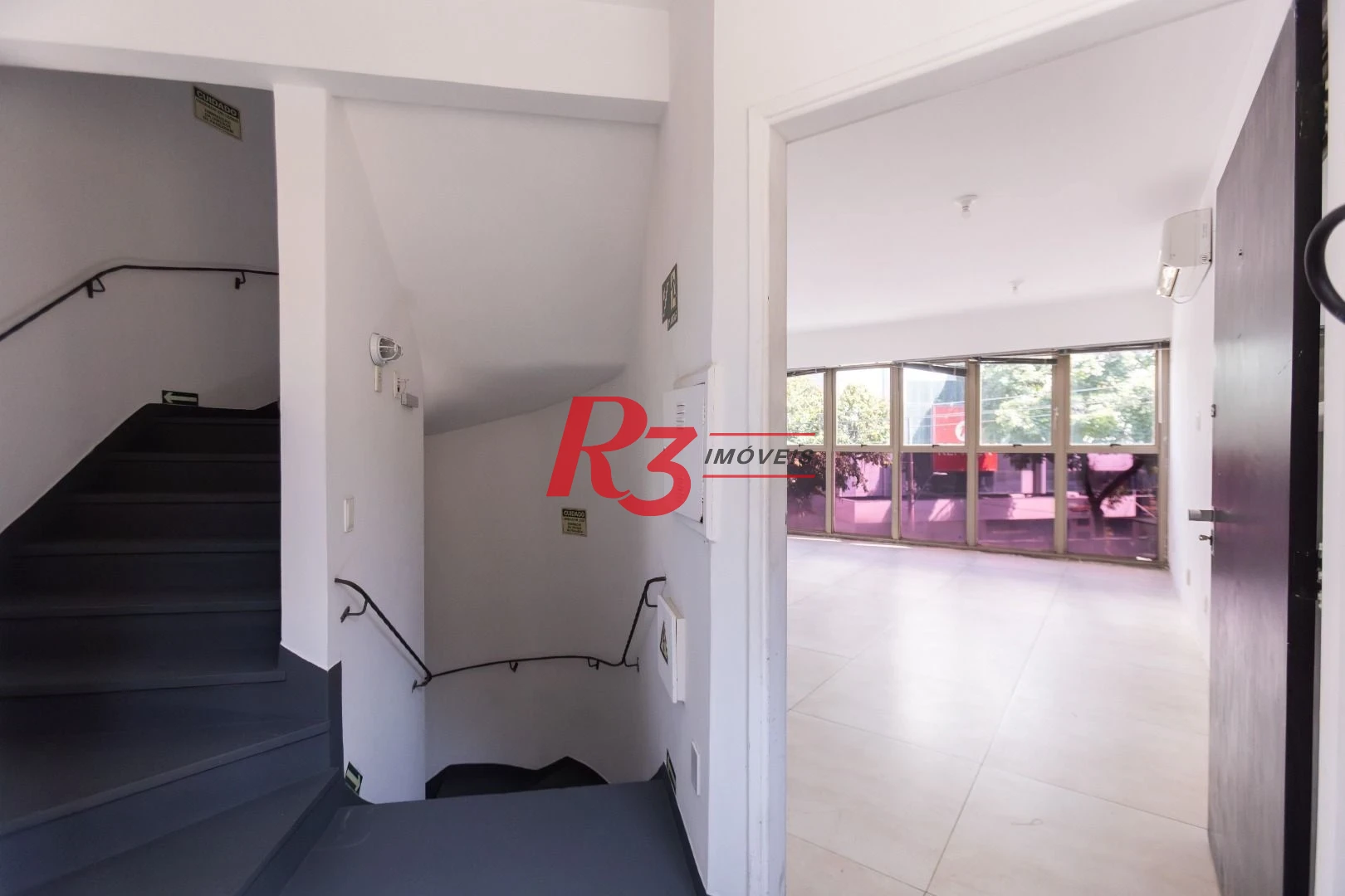 Loja para alugar, 340 m² por R$ 30.000,00/mês - Gonzaga - Santos/SP