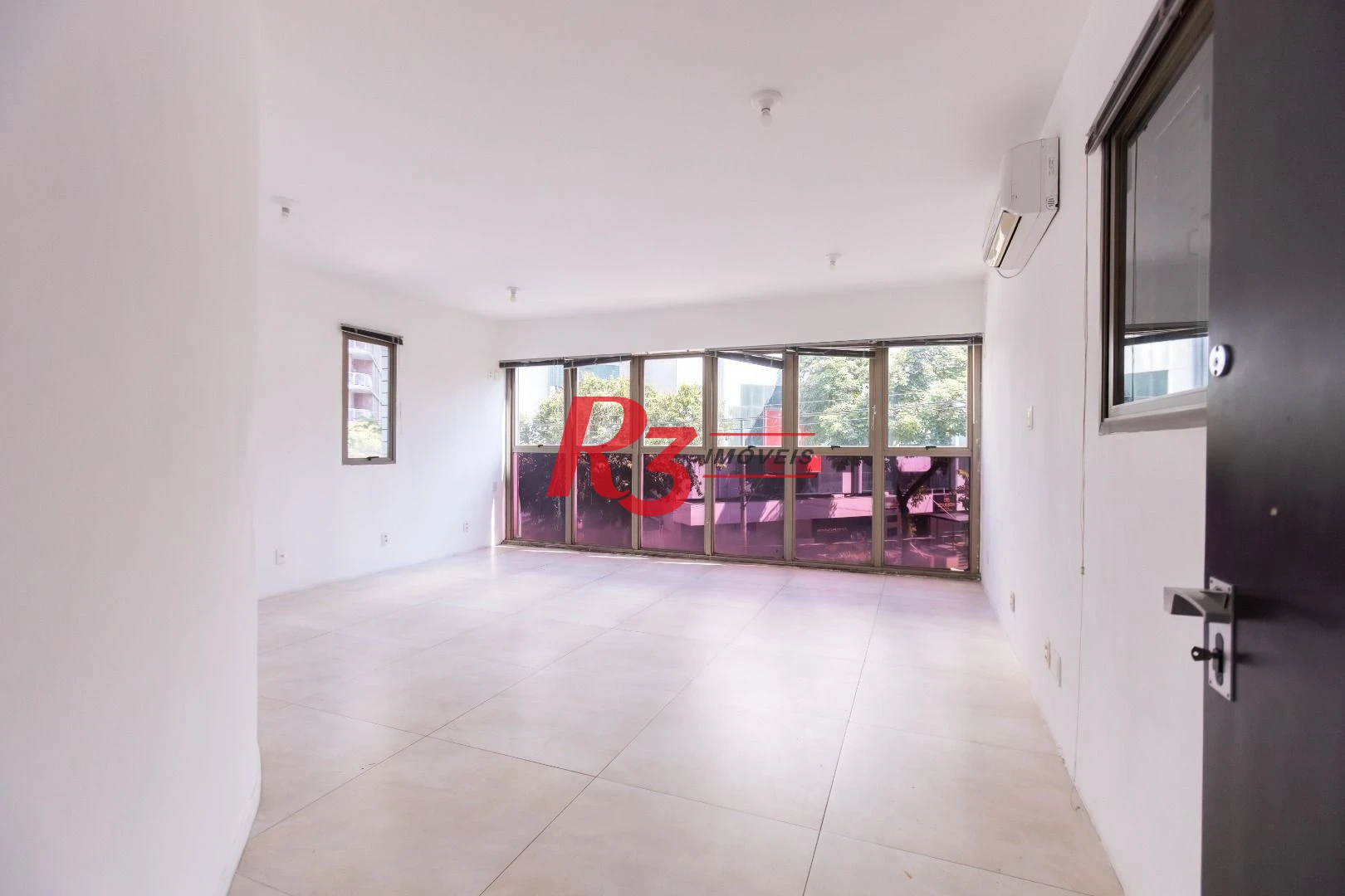 Loja para alugar, 340 m² por R$ 30.000,00/mês - Gonzaga - Santos/SP