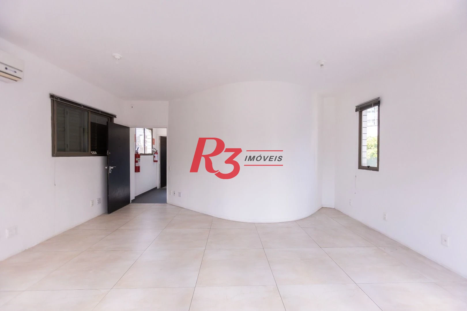 Loja para alugar, 340 m² por R$ 30.000,00/mês - Gonzaga - Santos/SP
