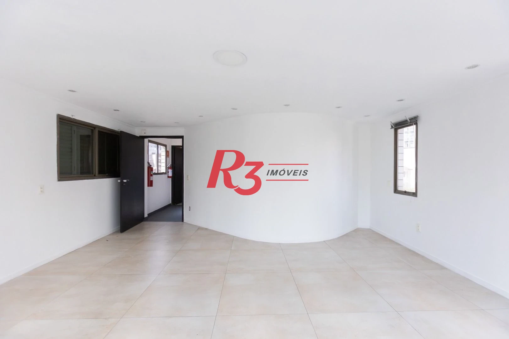 Loja para alugar, 340 m² por R$ 30.000,00/mês - Gonzaga - Santos/SP