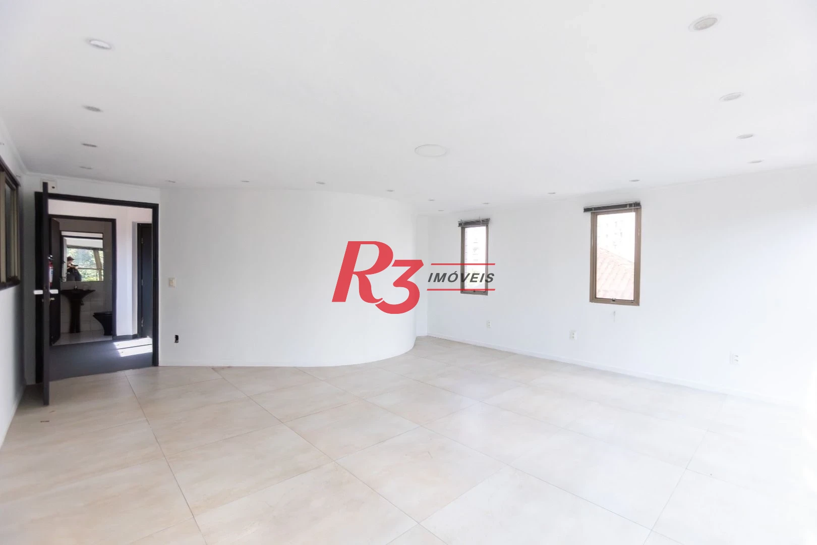 Loja para alugar, 340 m² por R$ 30.000,00/mês - Gonzaga - Santos/SP