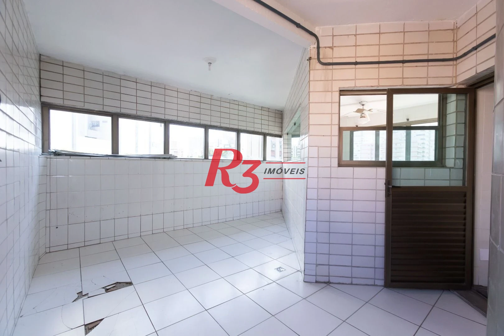 Loja para alugar, 340 m² por R$ 30.000,00/mês - Gonzaga - Santos/SP
