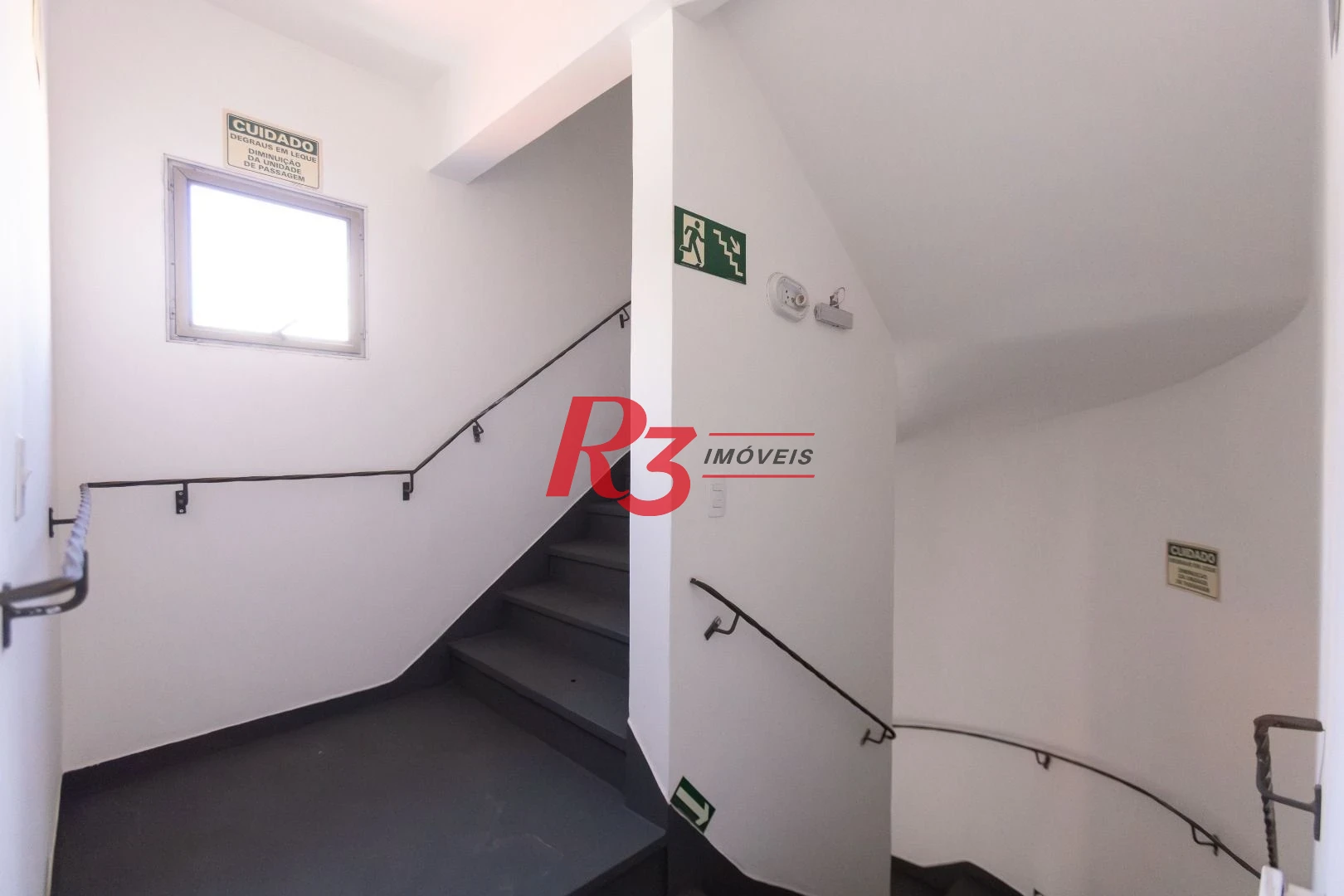Loja para alugar, 340 m² por R$ 30.000,00/mês - Gonzaga - Santos/SP