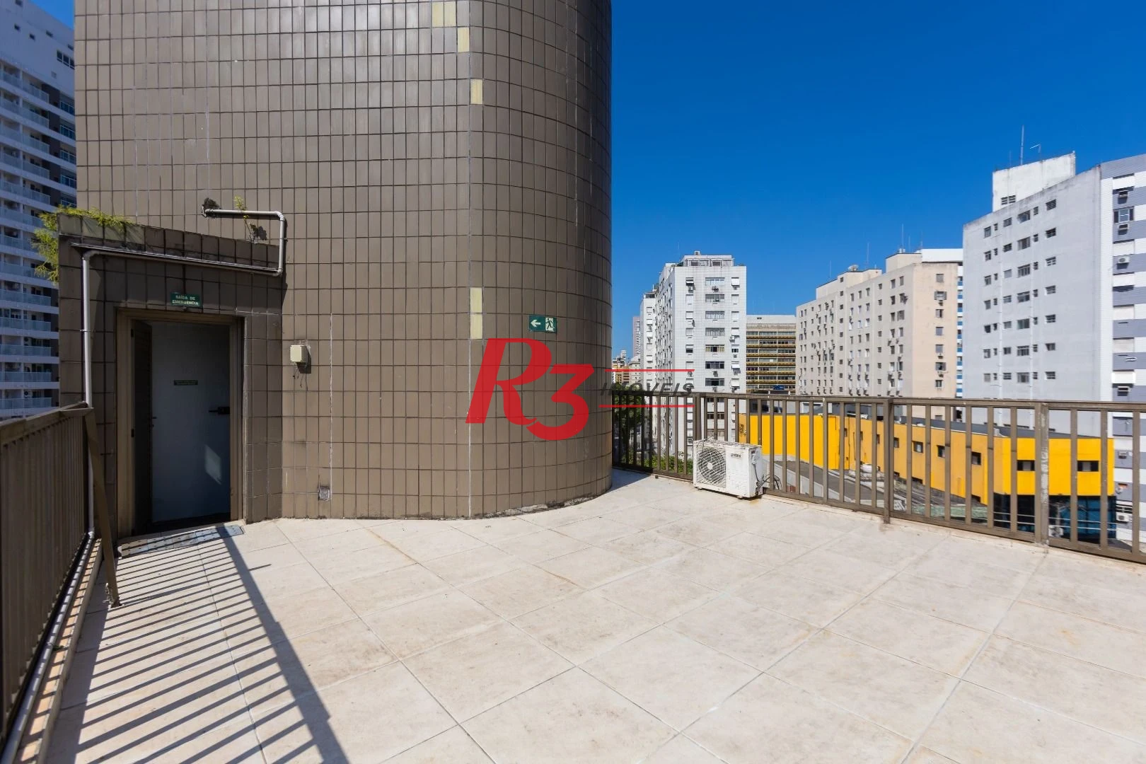 Loja para alugar, 340 m² por R$ 30.000,00/mês - Gonzaga - Santos/SP