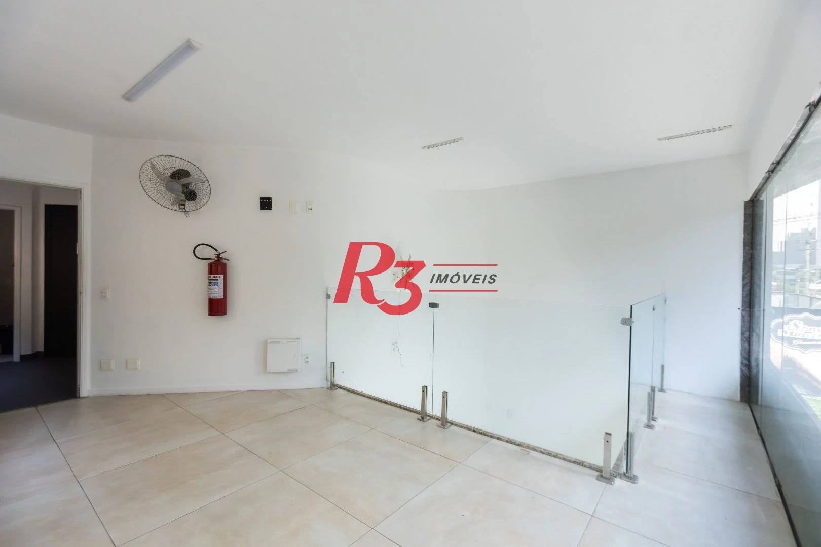 Loja para alugar, 340 m² por R$ 30.000,00/mês - Gonzaga - Santos/SP