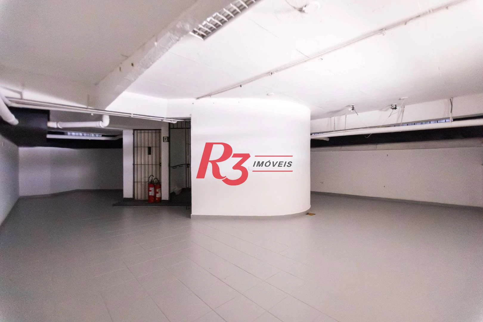 Loja para alugar, 340 m² por R$ 30.000,00/mês - Gonzaga - Santos/SP