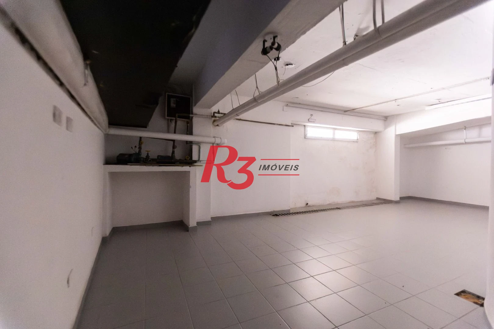 Loja para alugar, 340 m² por R$ 30.000,00/mês - Gonzaga - Santos/SP