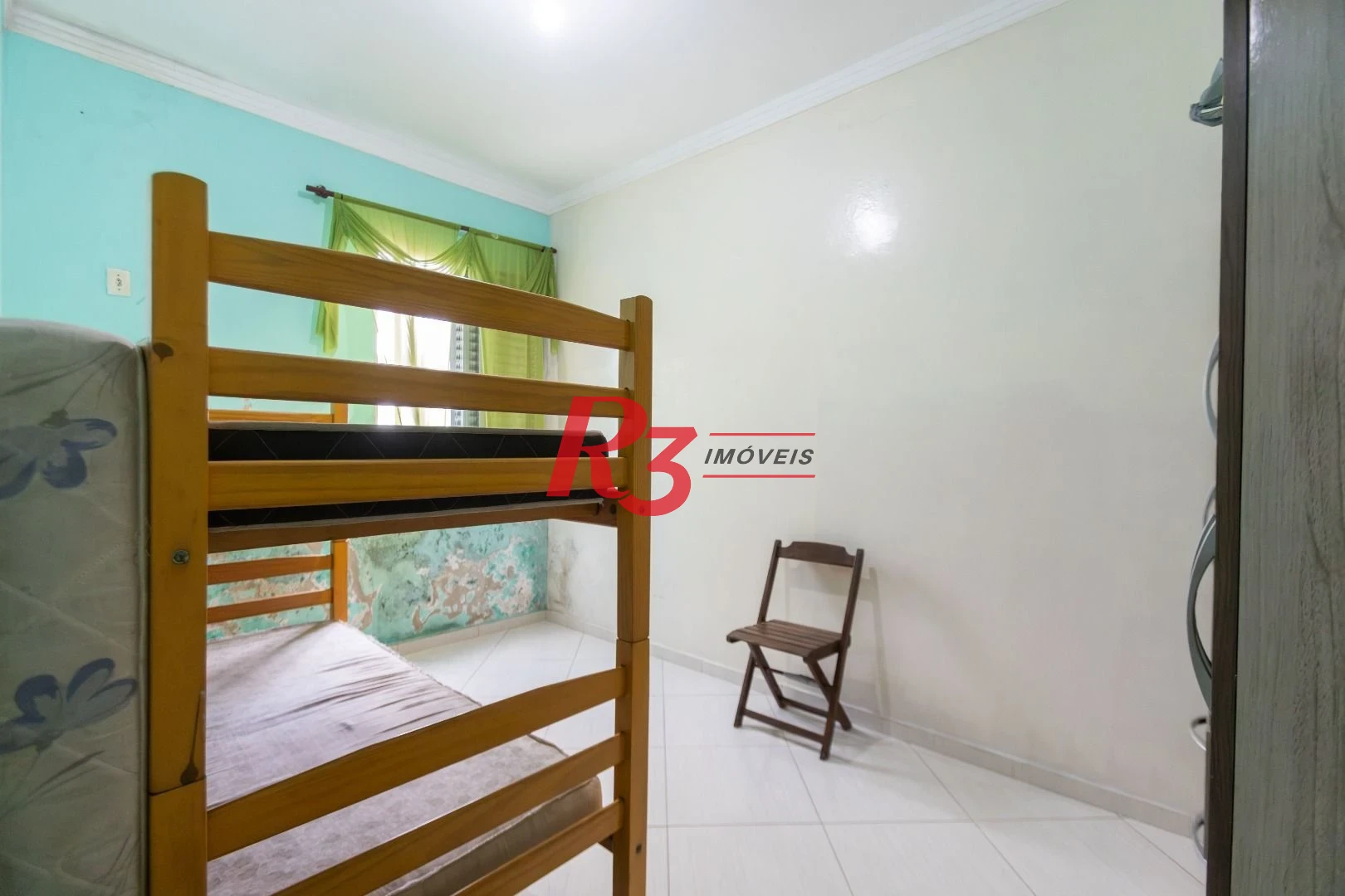 Apartamento com 2 dormitórios à venda, 90 m² por R$ 370.000,00 - Vila Nova - Santos/SP