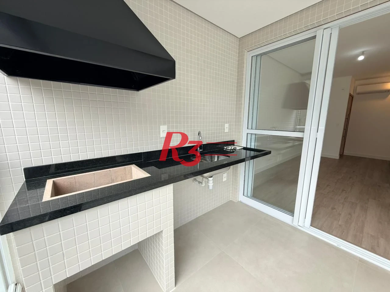 Apartamento com 2 dormitórios à venda, 91 m² por R$ 2.000.000,00 - Boqueirão - Santos/SP