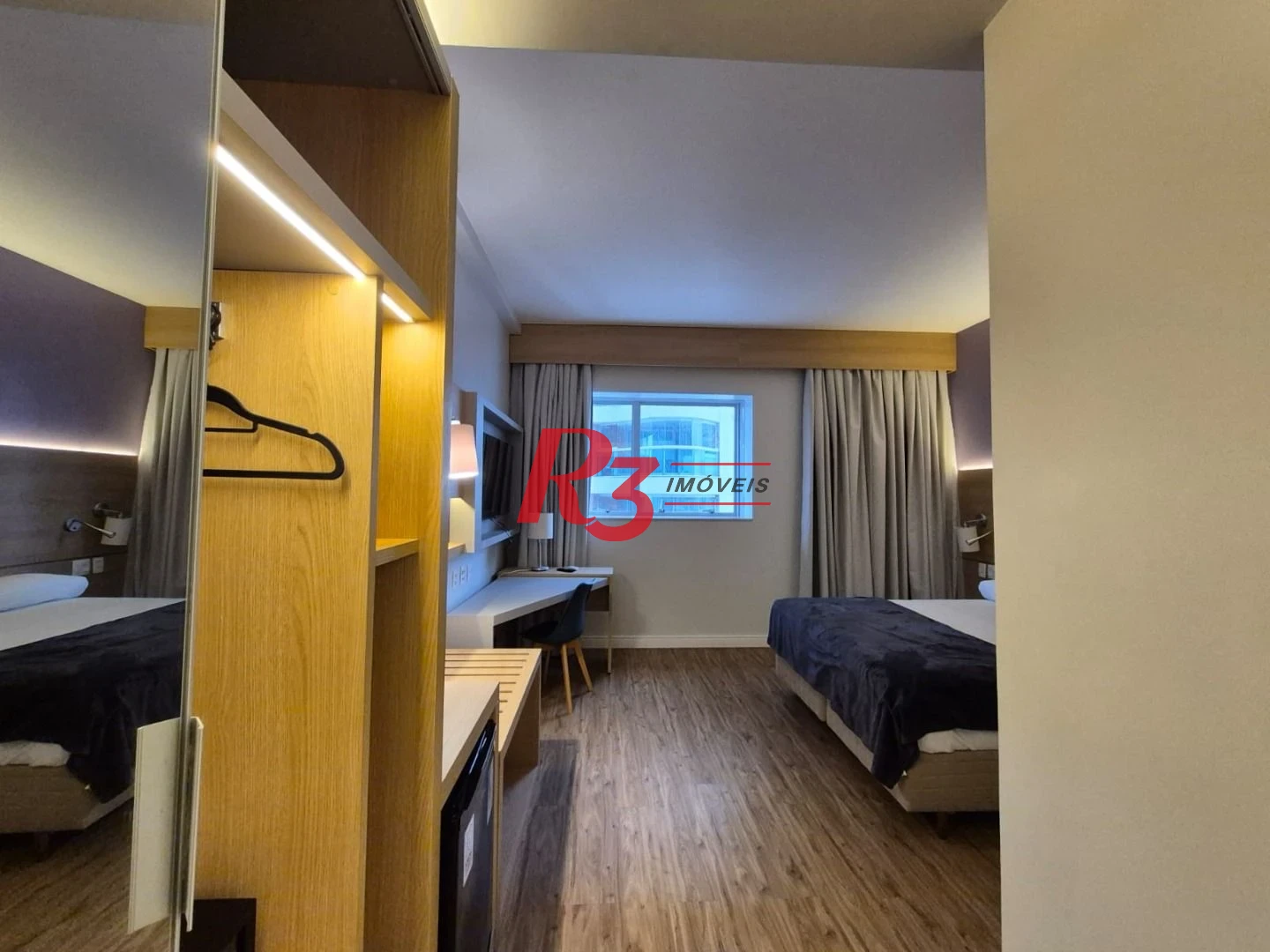 Studio com 1 dormitório à venda, 24 m² por R$ 373.000,00 - Gonzaga - Santos/SP