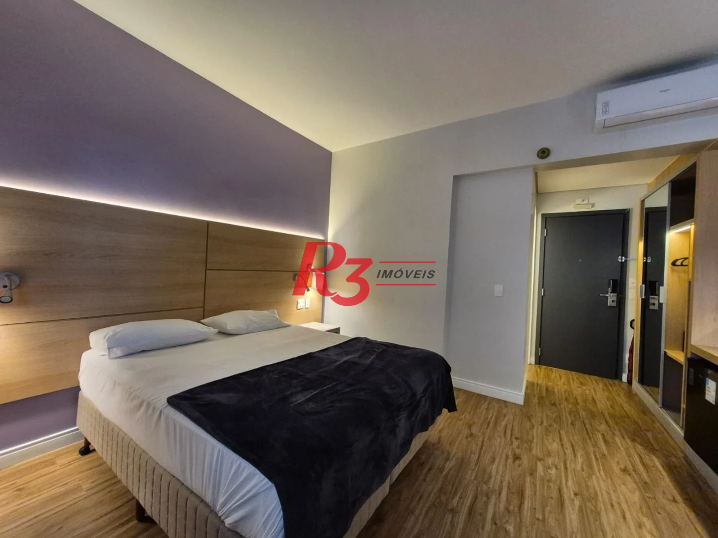 Studio com 1 dormitório à venda, 24 m² por R$ 373.000,00 - Gonzaga - Santos/SP