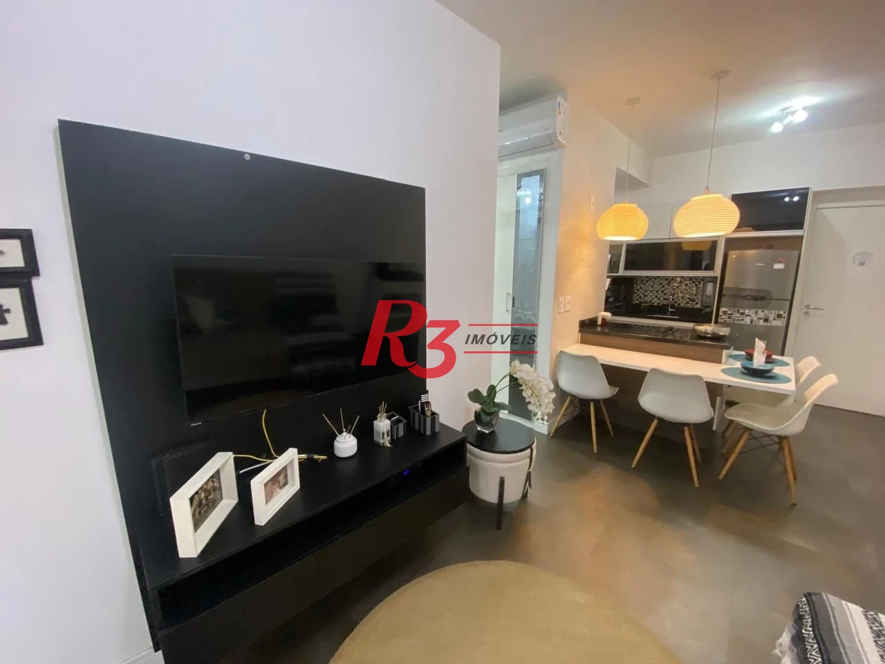 Apartamento com 1 dormitório à venda, 45 m² por R$ 850.000,00 - Pompéia - Santos/SP