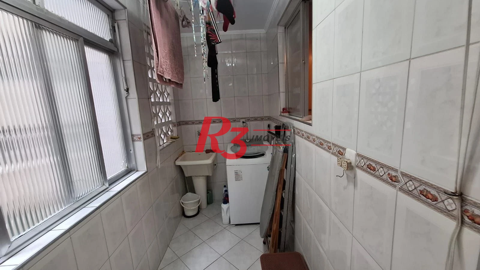 Apartamento com 2 dormitórios à venda, 98 m² por R$ 475.000,00 - Pompéia - Santos/SP