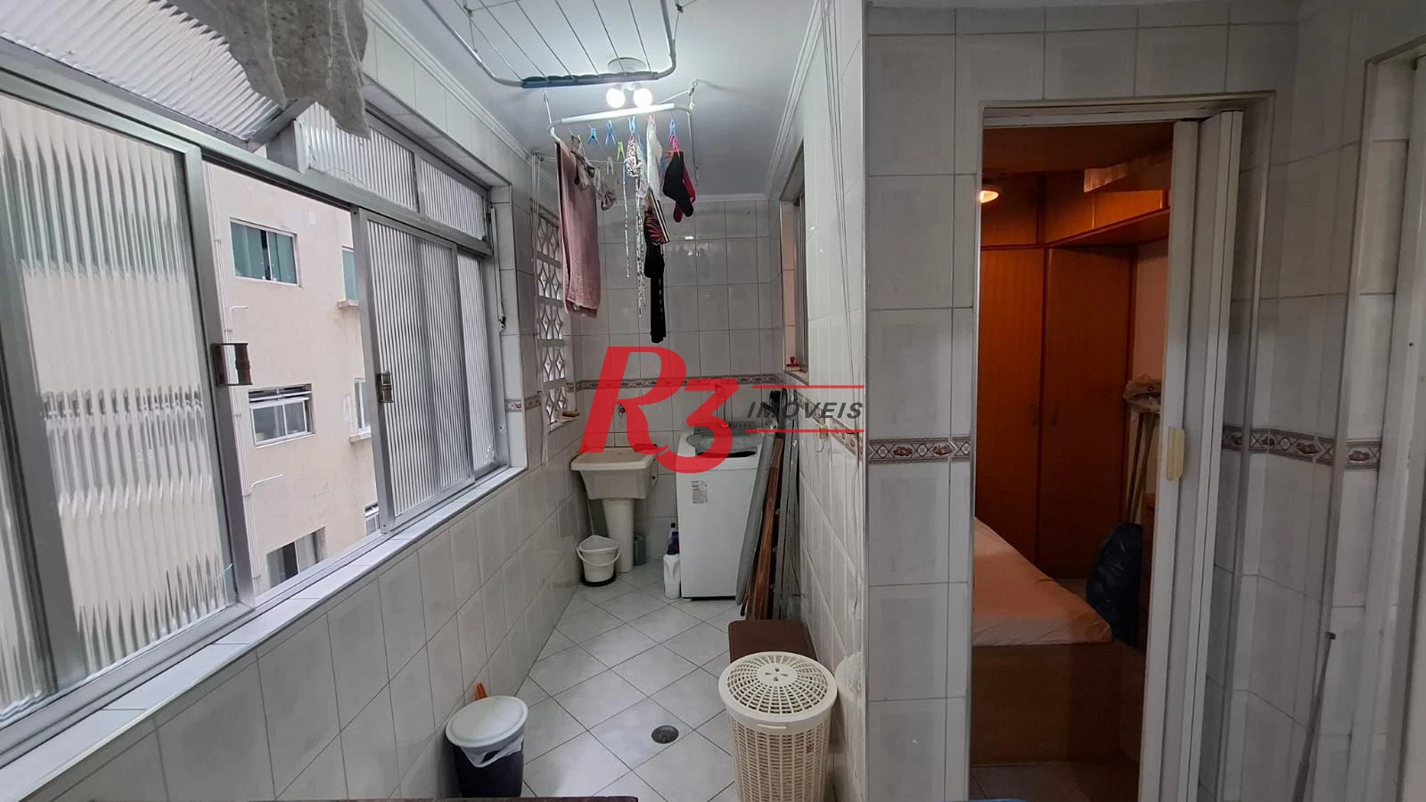Apartamento com 2 dormitórios à venda, 98 m² por R$ 475.000,00 - Pompéia - Santos/SP