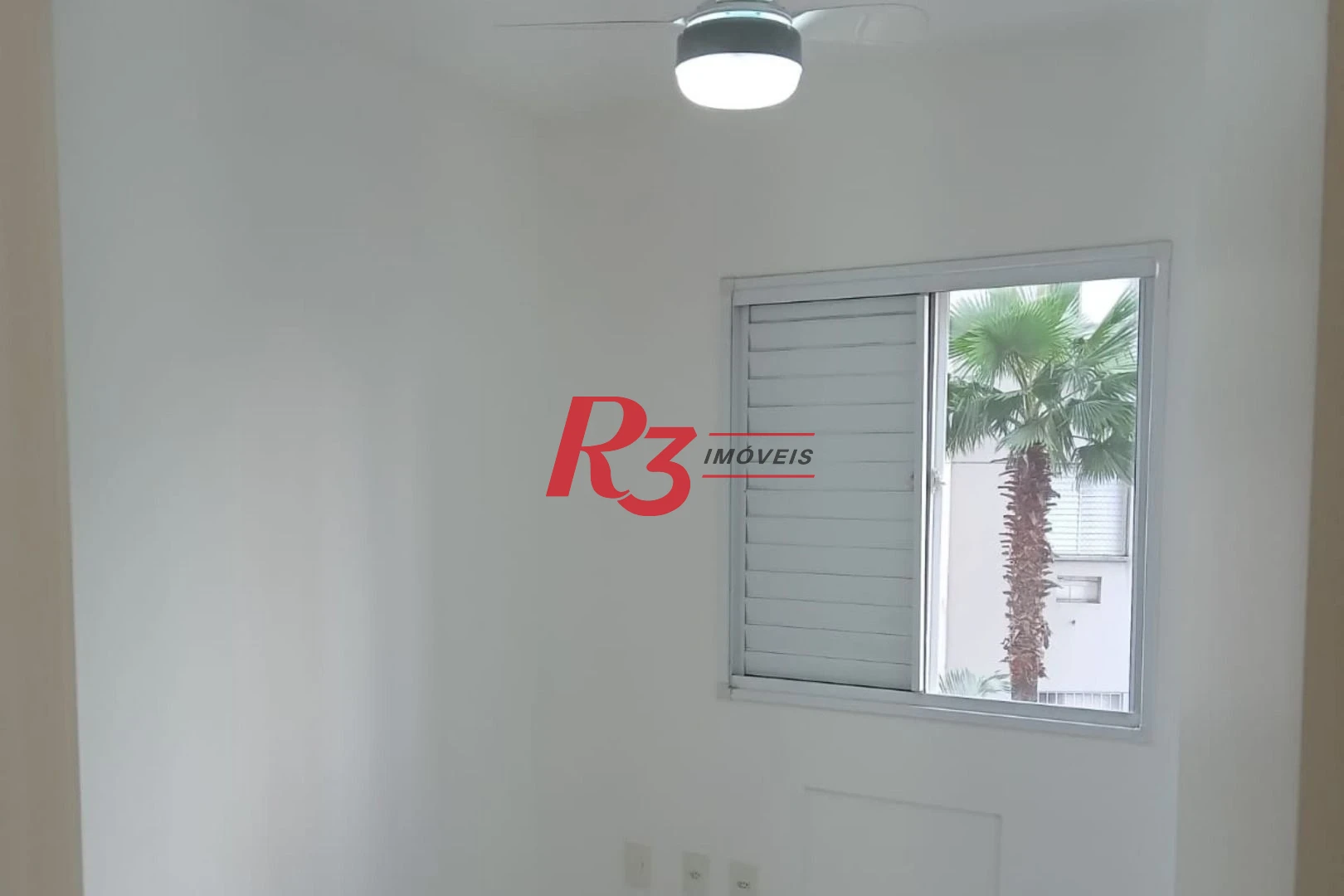 Apartamento com 2 dormitórios à venda, 49 m² por R$ 320.000,00 - Castelo - Santos/SP