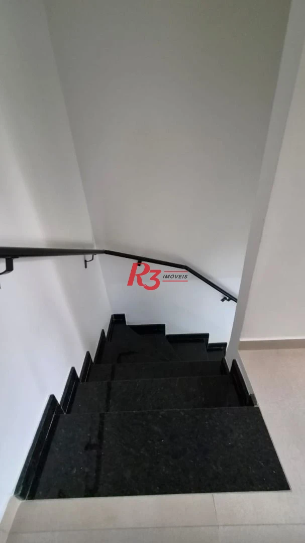 Village com 2 dormitórios, 65 m² - venda por R$ 450.000,00 ou aluguel por R$ 3.200,00/mês - Macuco - Santos/SP
